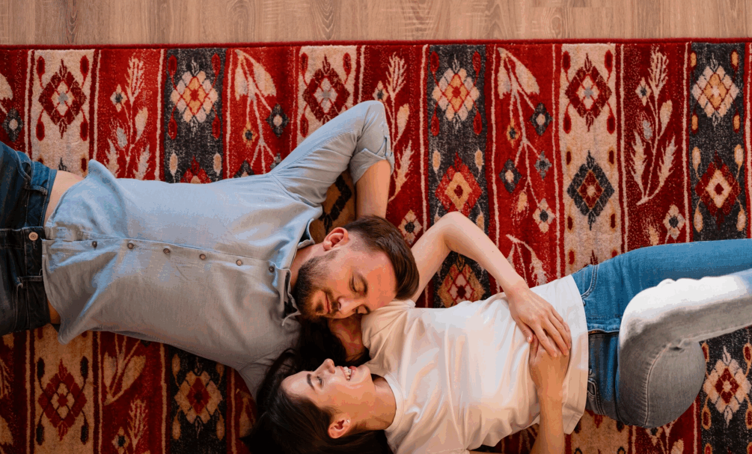 How to Identify a Genuine Wool Rug (vs. Synthetic Imitations)