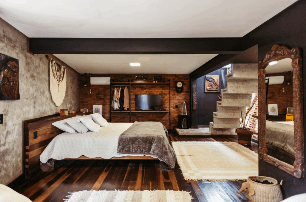 Custom vs. Ready-Made Yachat Rugs